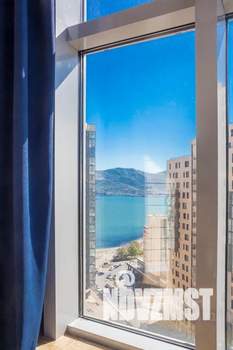 Студия квартира, посуточно, 34м2, 13/21 этаж