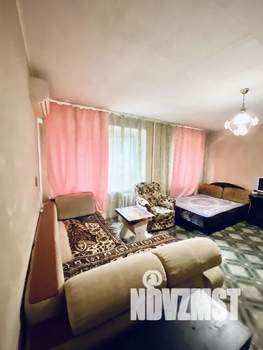 2-к квартира, посуточно, 45м2, 1/9 этаж