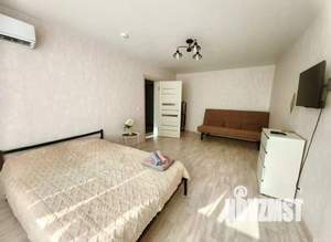 1-к квартира, посуточно, 40м2, 1/1 этаж