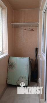 Студия квартира, посуточно, 27м2, 3/3 этаж