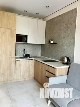 1-к квартира, посуточно, 43м2, 3/18 этаж