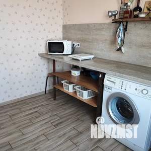 1-к квартира, посуточно, 40м2, 1/2 этаж