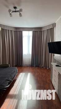 1-к квартира, посуточно, 39м2, 9/9 этаж