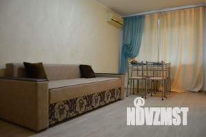 2-к квартира, посуточно, 43м2, 1/5 этаж