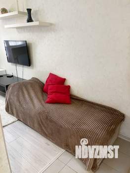 Студия квартира, посуточно, 30м2, 3/21 этаж