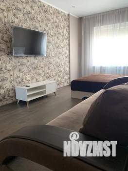 1-к квартира, посуточно, 42м2, 5/8 этаж