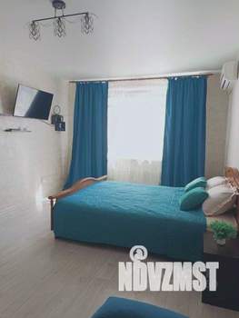 1-к квартира, посуточно, 37м2, 1/1 этаж