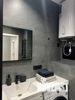 1-к квартира, посуточно, 42м2, 4/16 этаж