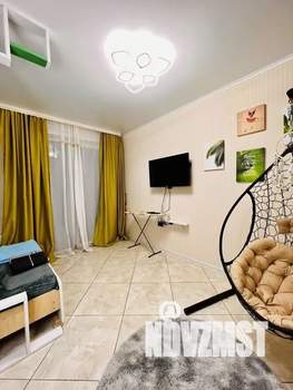 1-к квартира, посуточно, 35м2, 3/6 этаж