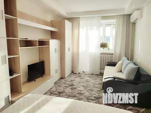 1-к квартира, посуточно, 30м2, 5/5 этаж