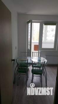 1-к квартира, посуточно, 37м2, 1/1 этаж