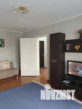 1-к квартира, посуточно, 45м2, 1/16 этаж