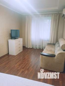 1-к квартира, посуточно, 41м2, 2/17 этаж