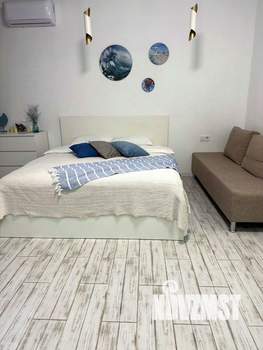 Студия квартира, посуточно, 35м2, 5/20 этаж