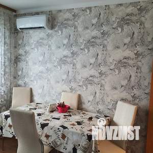 1-к квартира, посуточно, 40м2, 11/16 этаж