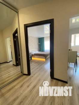 1-к квартира, посуточно, 40м2, 11/16 этаж