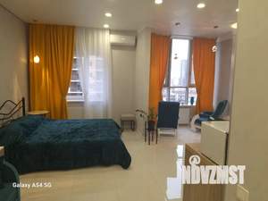 Студия квартира, посуточно, 35м2, 12/21 этаж