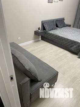 1-к квартира, посуточно, 42м2, 4/20 этаж
