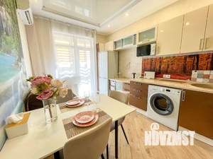 1-к квартира, посуточно, 43м2, 1/19 этаж