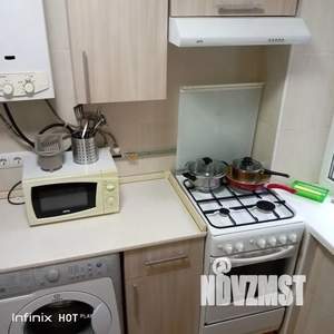 1-к квартира, посуточно, 32м2, 4/4 этаж