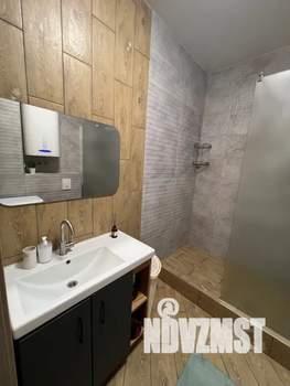 1-к квартира, посуточно, 40м2, 1/6 этаж