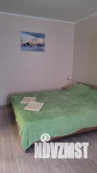 1-к квартира, посуточно, 38м2, 1/16 этаж