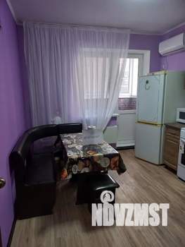 1-к квартира, посуточно, 42м2, 1/20 этаж