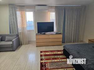 Студия квартира, посуточно, 41м2, 20/20 этаж