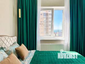 Студия квартира, посуточно, 35м2, 16/21 этаж