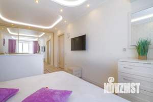 1-к квартира, посуточно, 41м2, 12/20 этаж