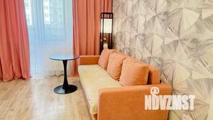 1-к квартира, посуточно, 38м2, 17/23 этаж