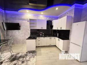 1-к квартира, посуточно, 50м2, 3/8 этаж