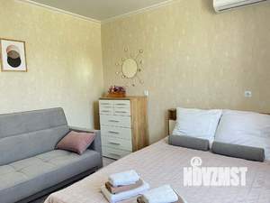 1-к квартира, посуточно, 33м2, 1/1 этаж