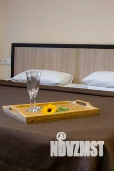 1-к квартира, посуточно, 37м2, 2/7 этаж
