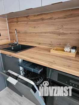 1-к квартира, посуточно, 38м2, 13/24 этаж