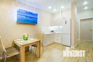 Студия квартира, посуточно, 35м2, 13/20 этаж