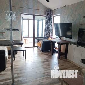 2-к квартира, посуточно, 45м2, 3/3 этаж