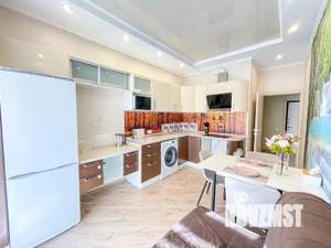 1-к квартира, посуточно, 43м2, 1/19 этаж