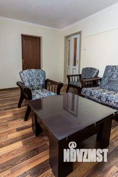 2-к квартира, посуточно, 46м2, 1/1 этаж