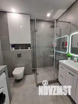 2-к квартира, посуточно, 43м2, 18/24 этаж