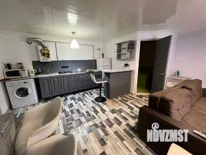 Студия квартира, посуточно, 40м2, 1/2 этаж