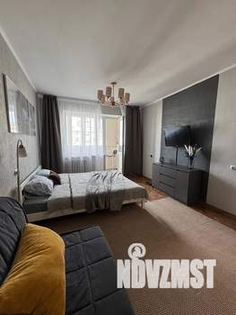 1-к квартира, посуточно, 40м2, 7/9 этаж