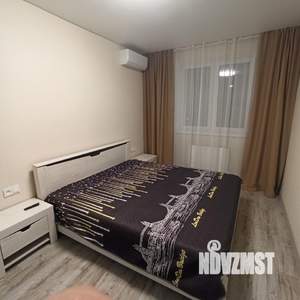 1-к квартира, посуточно, 40м2, 8/20 этаж