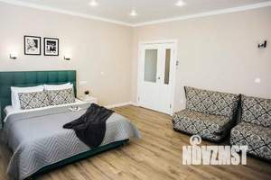 1-к квартира, посуточно, 53м2, 1/1 этаж