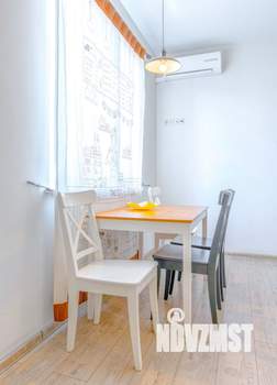 1-к квартира, посуточно, 42м2, 8/13 этаж