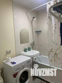 1-к квартира, посуточно, 38м2, 1/1 этаж