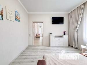1-к квартира, посуточно, 40м2, 9/20 этаж