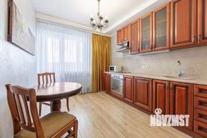 1-к квартира, посуточно, 42м2, 19/20 этаж