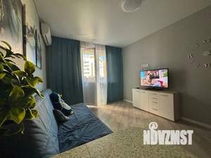 1-к квартира, посуточно, 35м2, 6/23 этаж