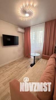 1-к квартира, посуточно, 38м2, 17/23 этаж